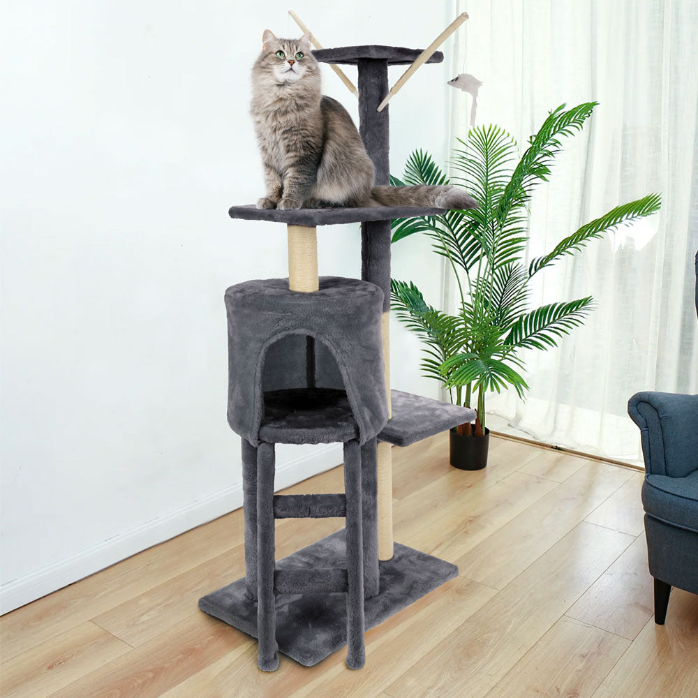 Katzenbett mit Kratzturm und Spielzeug – 110 cm
